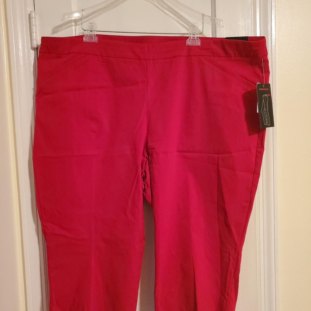 Briggs Cropped Pants NWT